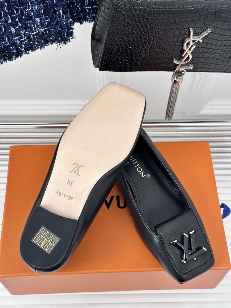 Louis Vuitton Flat Shoes